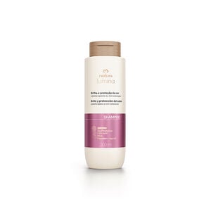 imagem do shampoo de brilho e proteção da cor no fundo branco