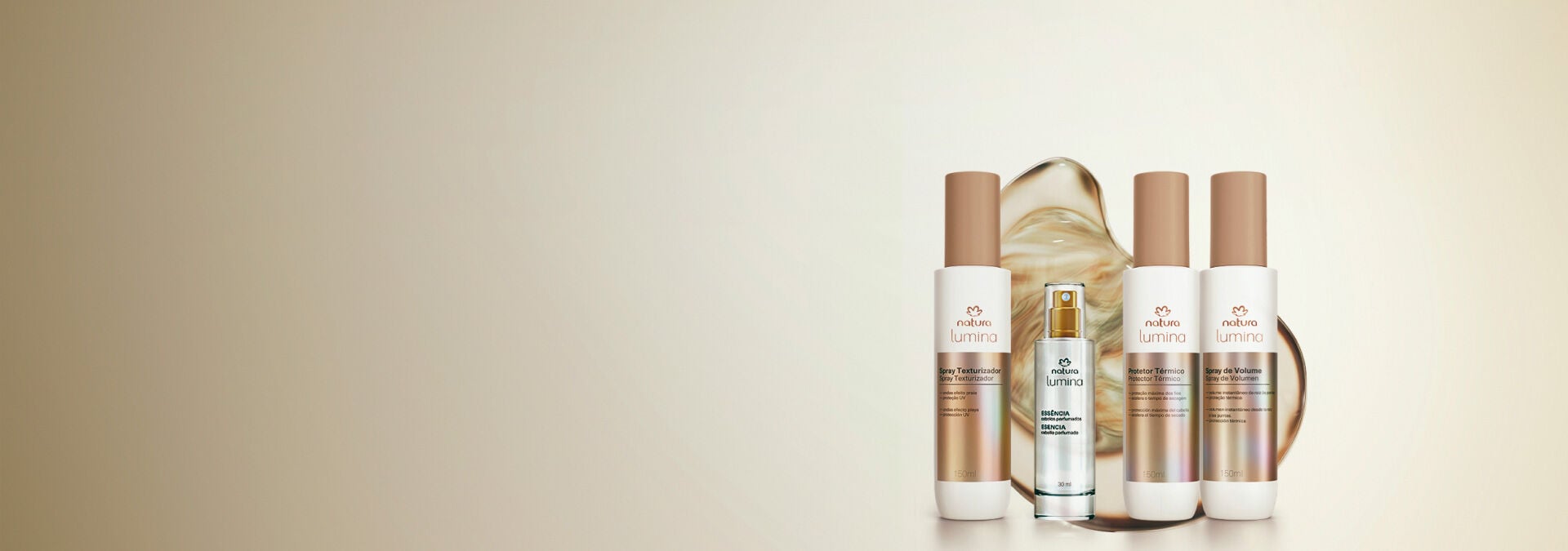 Fundo claro com produtos para finalização dos cabelos Natura Lumina e partícula que destaca tecnologia dos produtos