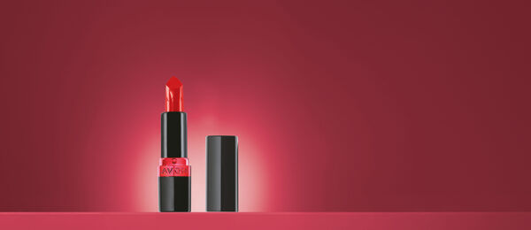 Avon Ultra Color Batom Cremoso FPS 50