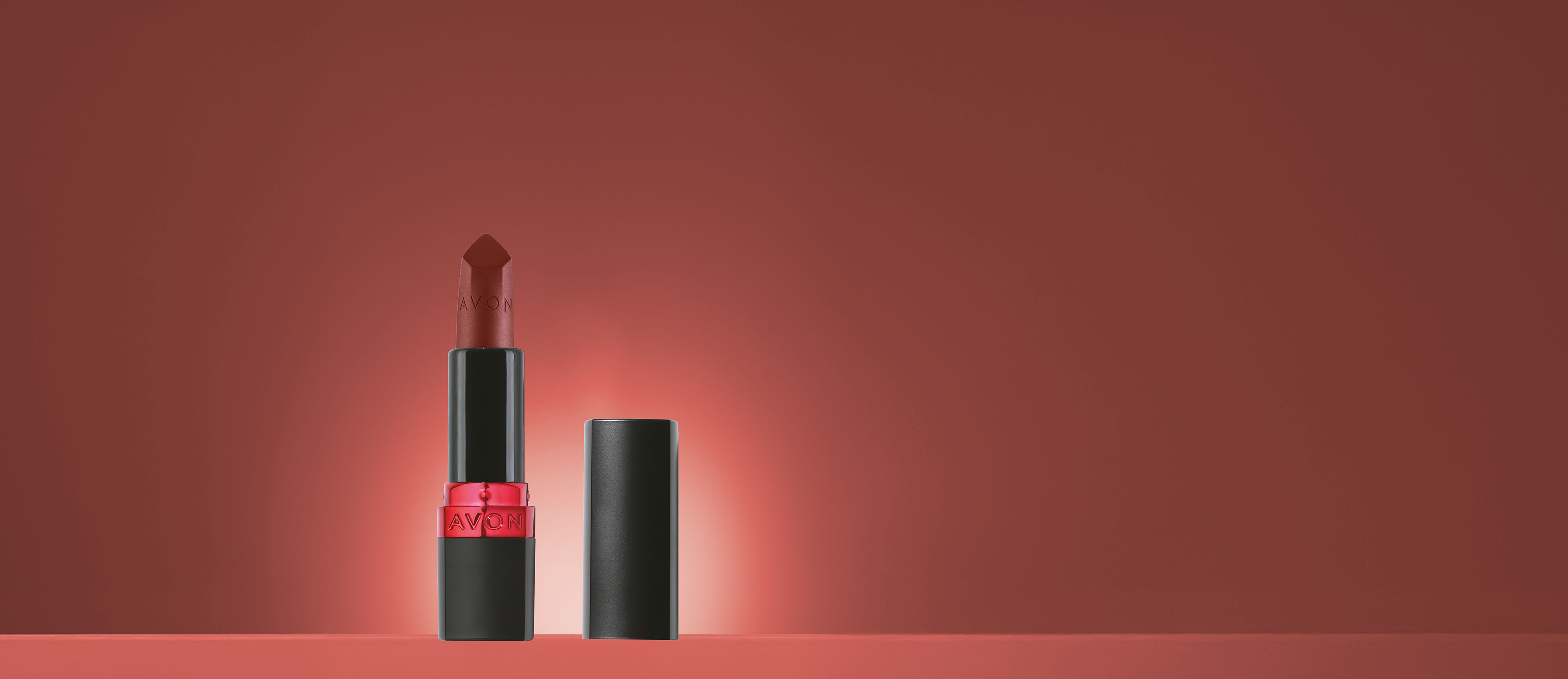 Avon Ultra Color Batom Matte FPS 30