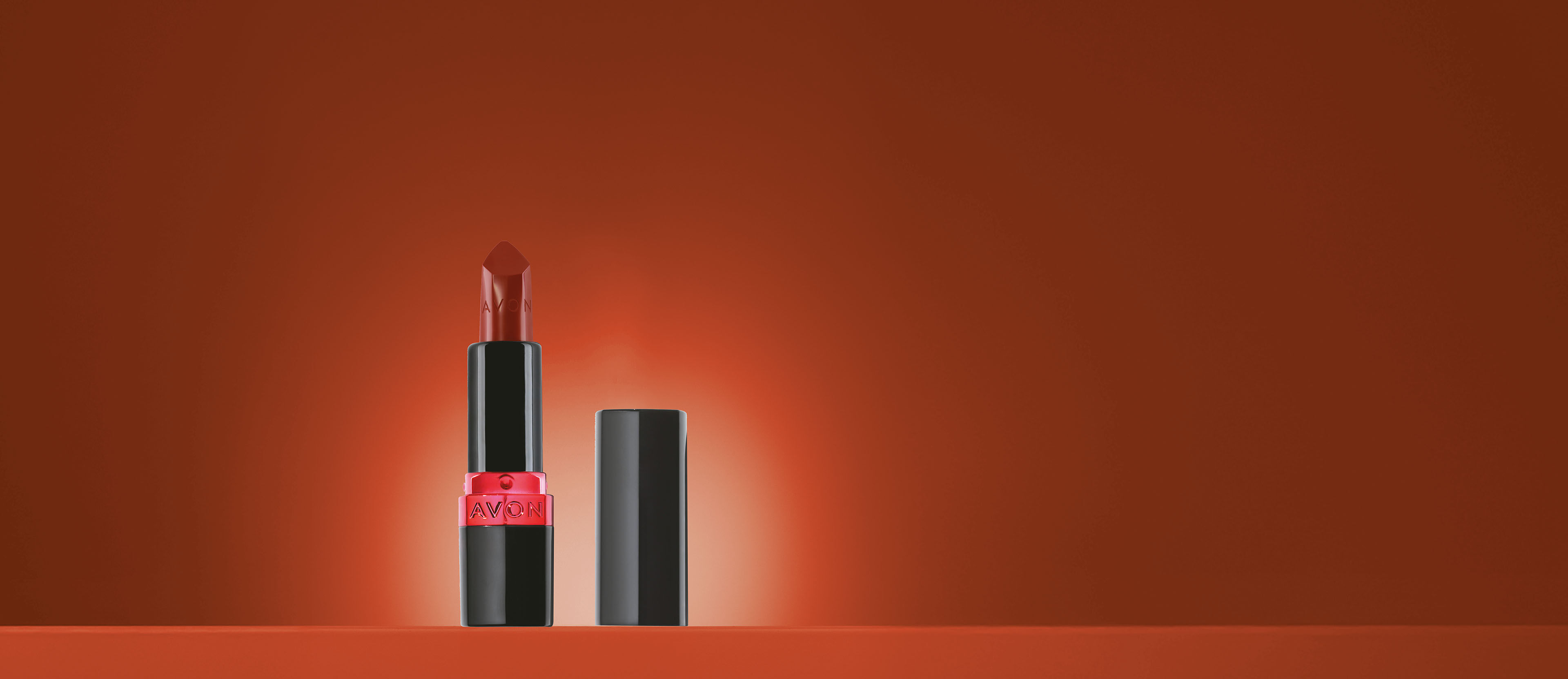 Avon Ultra Color Batom Cremoso FPS 50