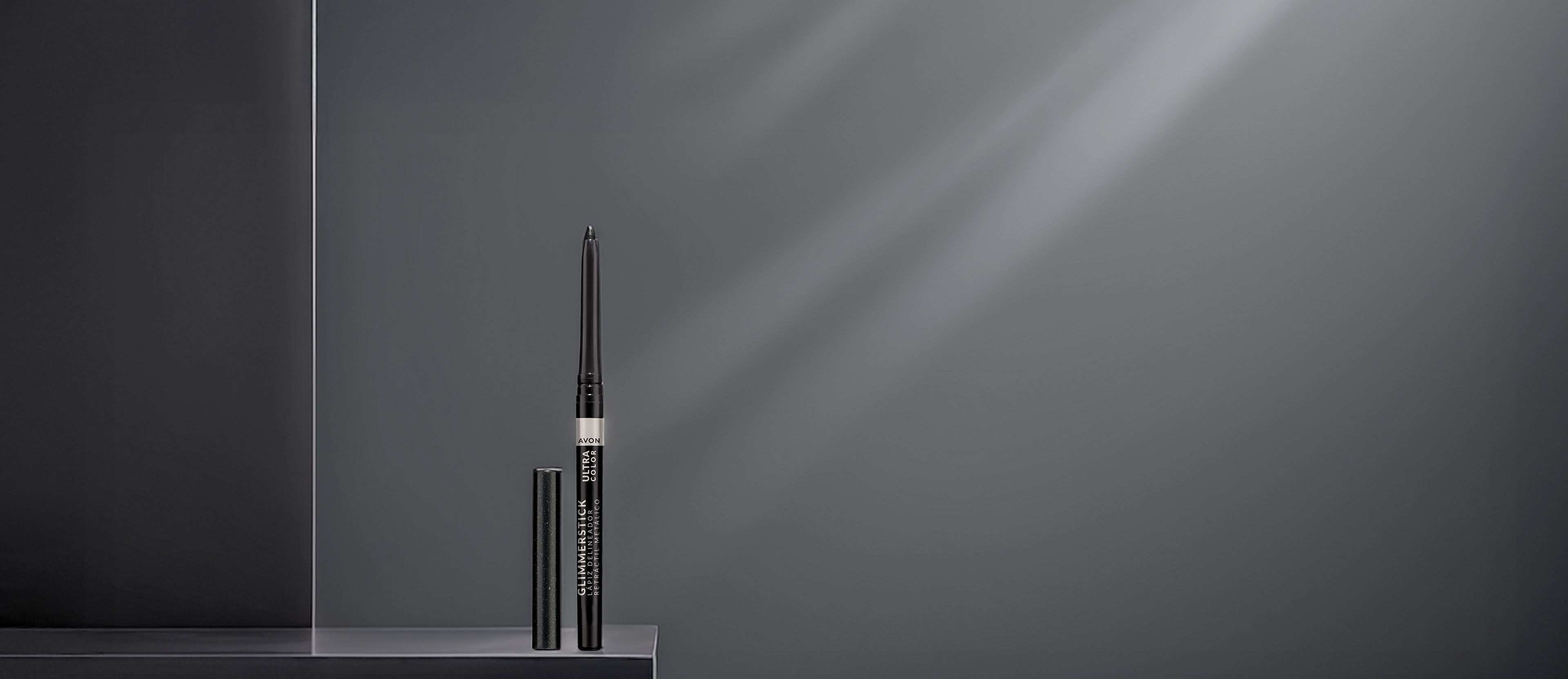 Delineador Retrátil Para Olhos Matte