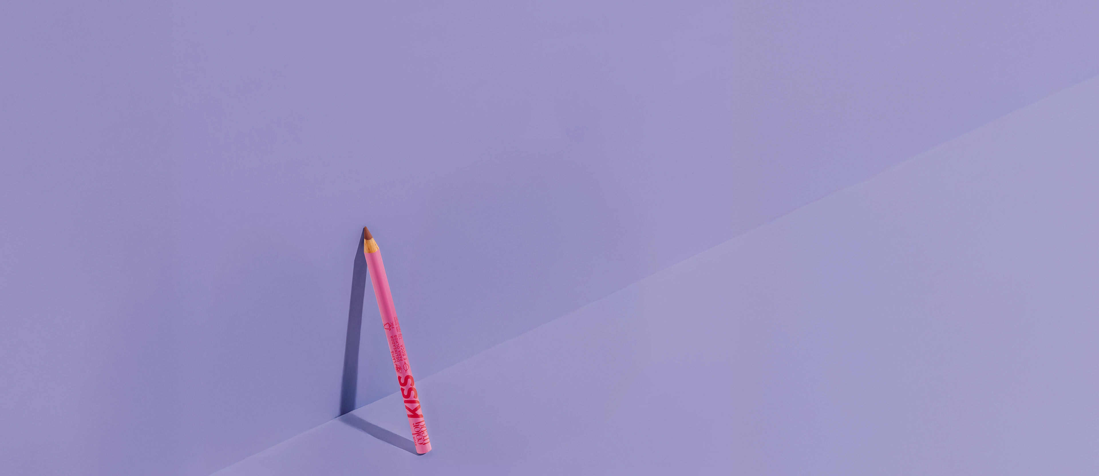 Lápis Delineador Para Olhos e Boca