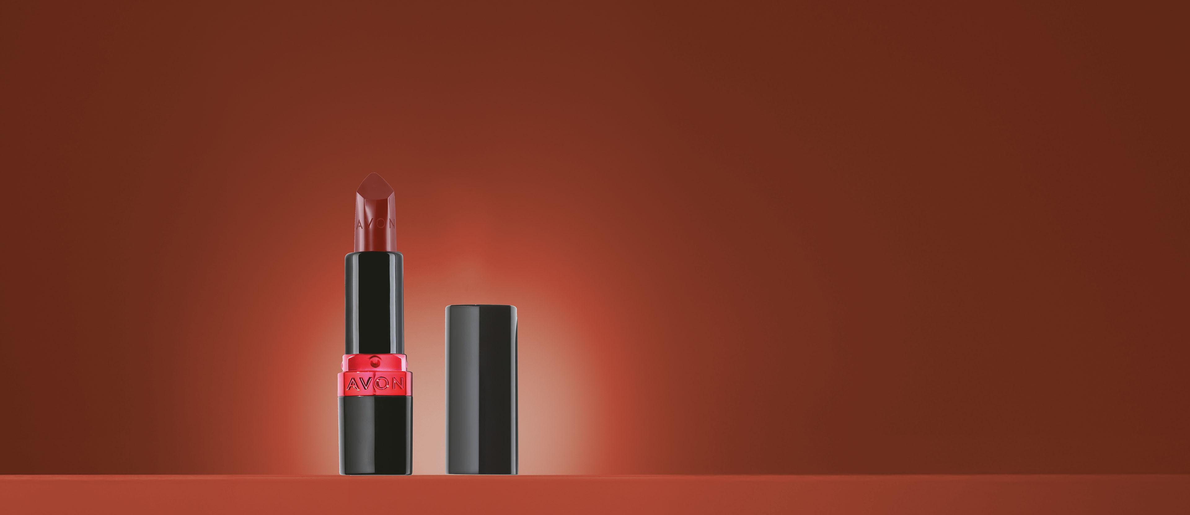 Avon Ultra Color Batom Cremoso FPS 50