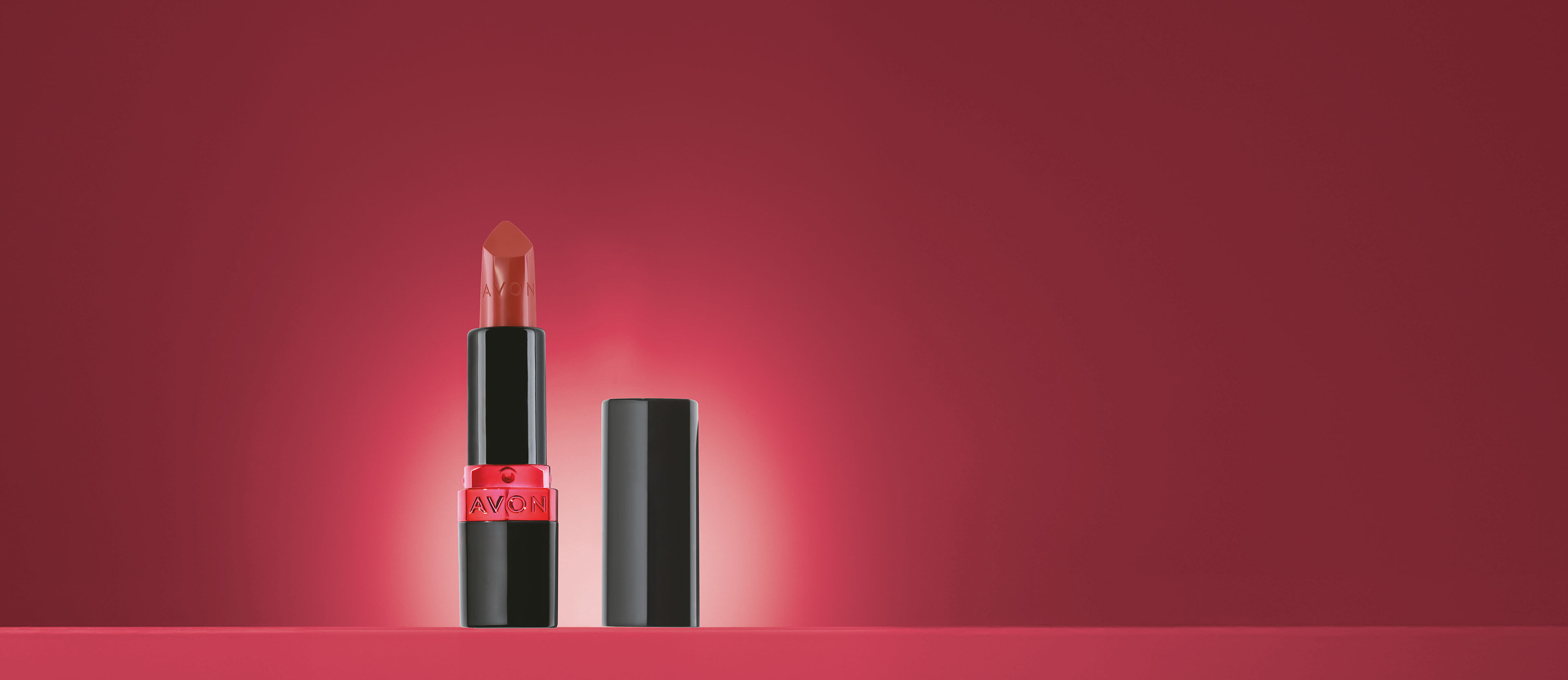 Avon Ultra Color Batom Cremoso FPS 50