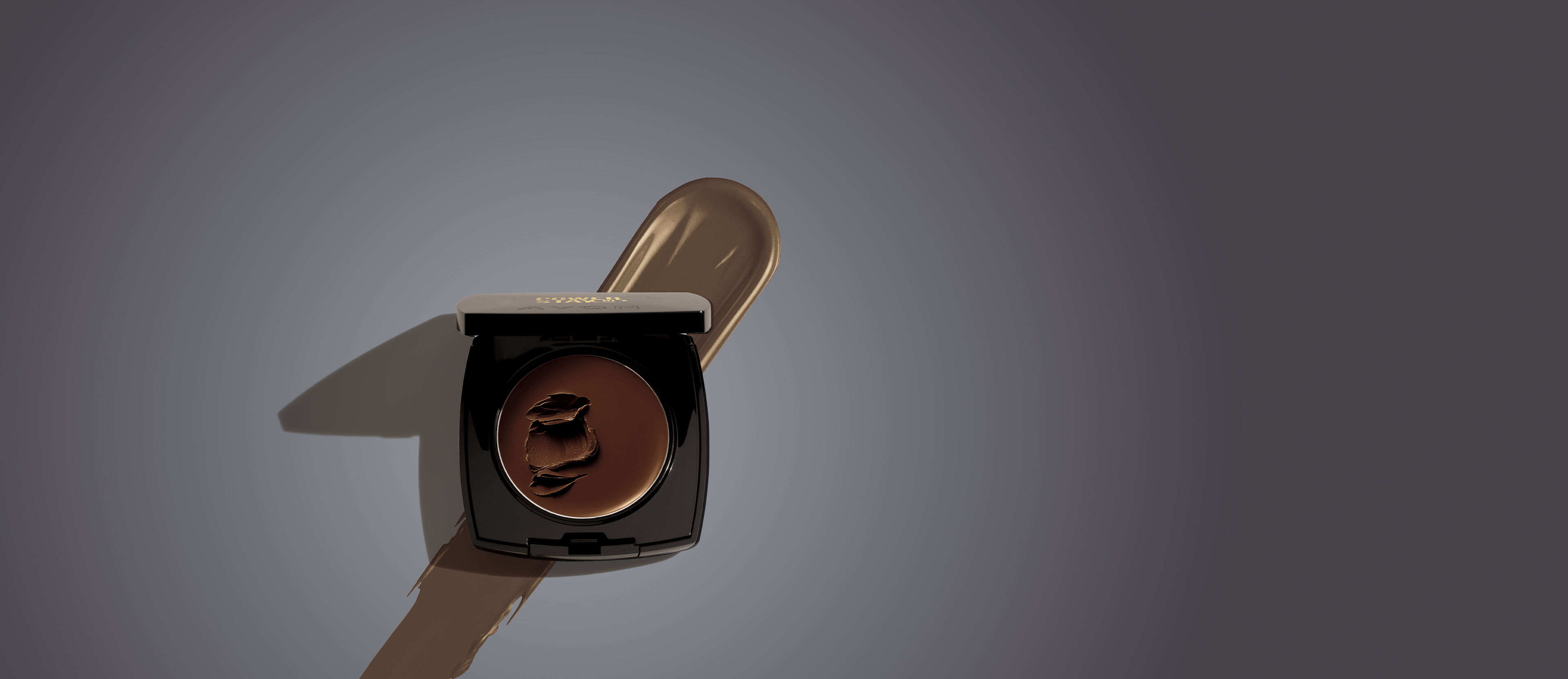 Power Stay Base Compacta