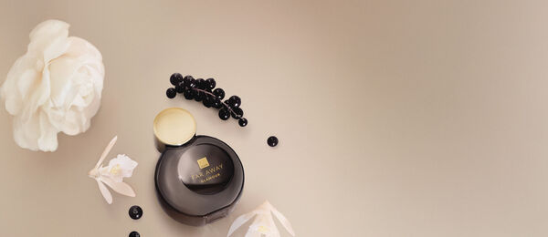 Far Away Glamour Deo Parfum