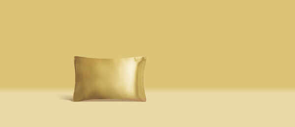 Fronha De Cetim Gold