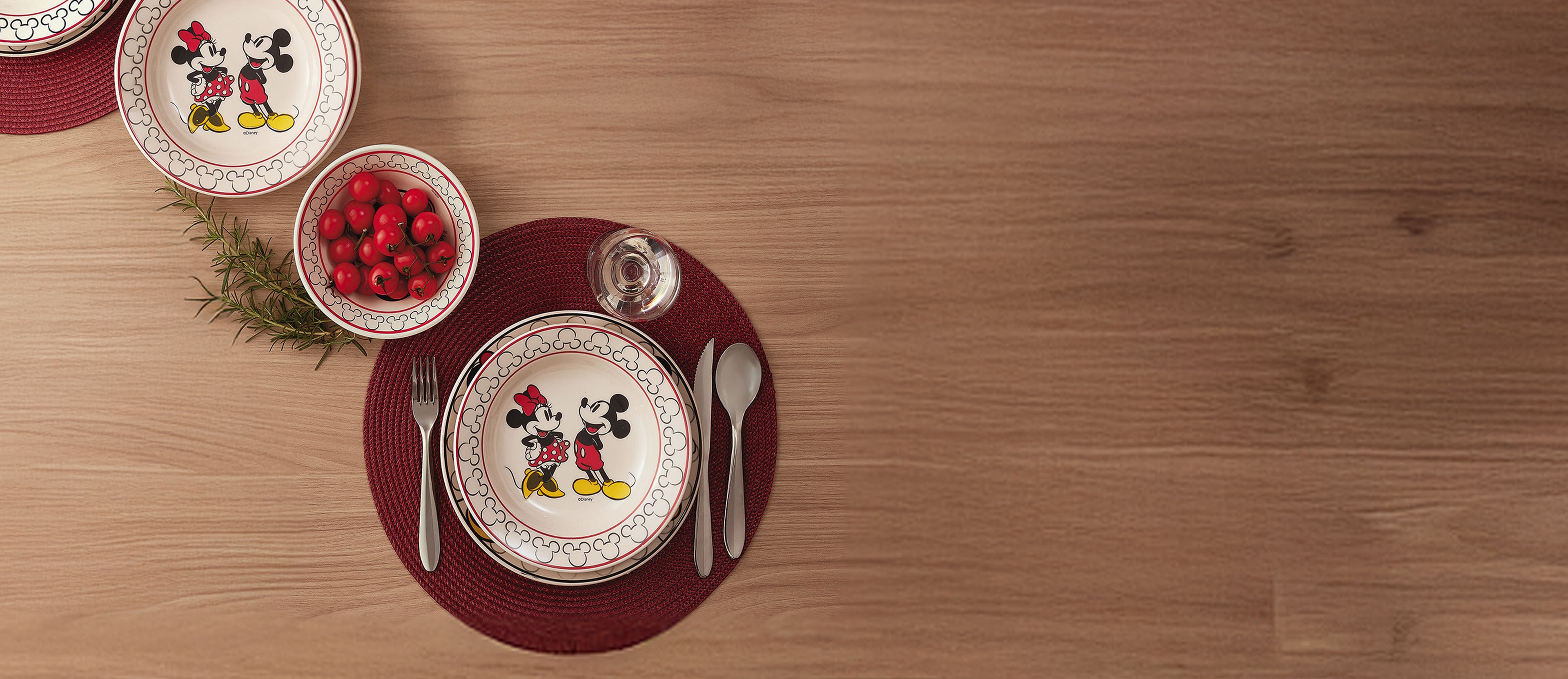 Jogo 4 Pratos Fundos Disney