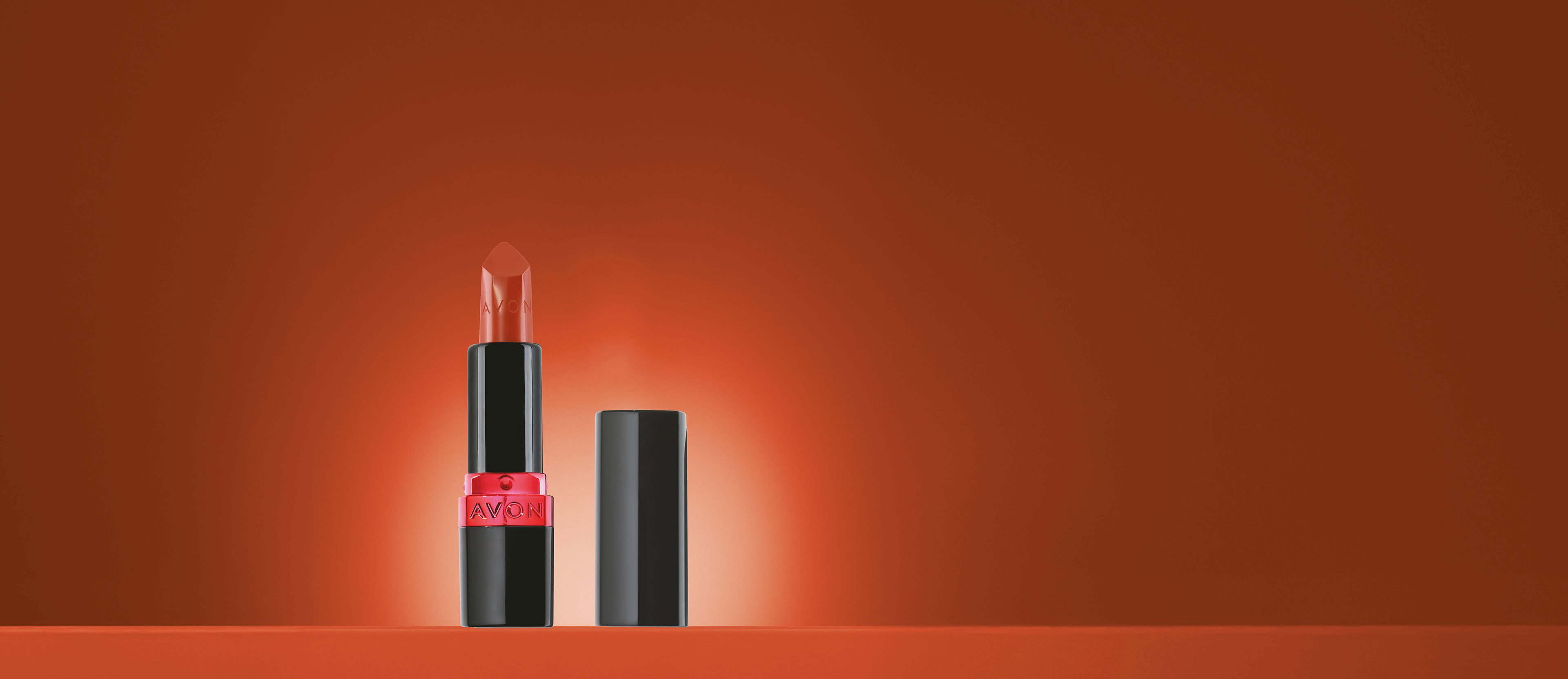 Avon Ultra Color Batom Cremoso FPS 50