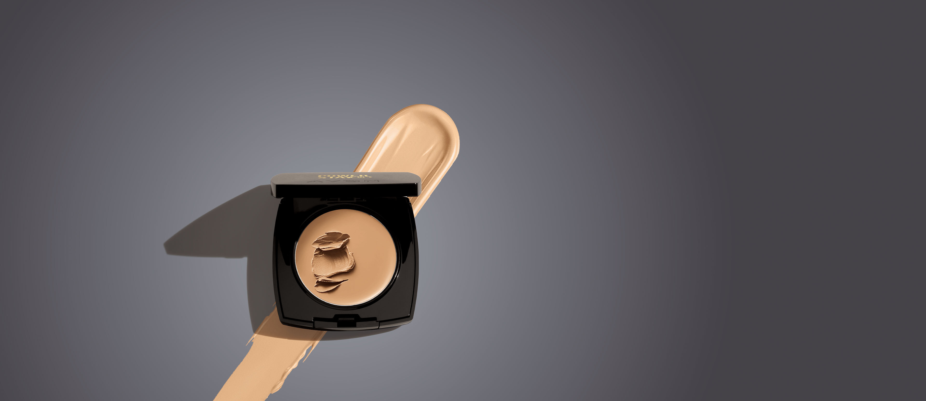 Power Stay Base Compacta