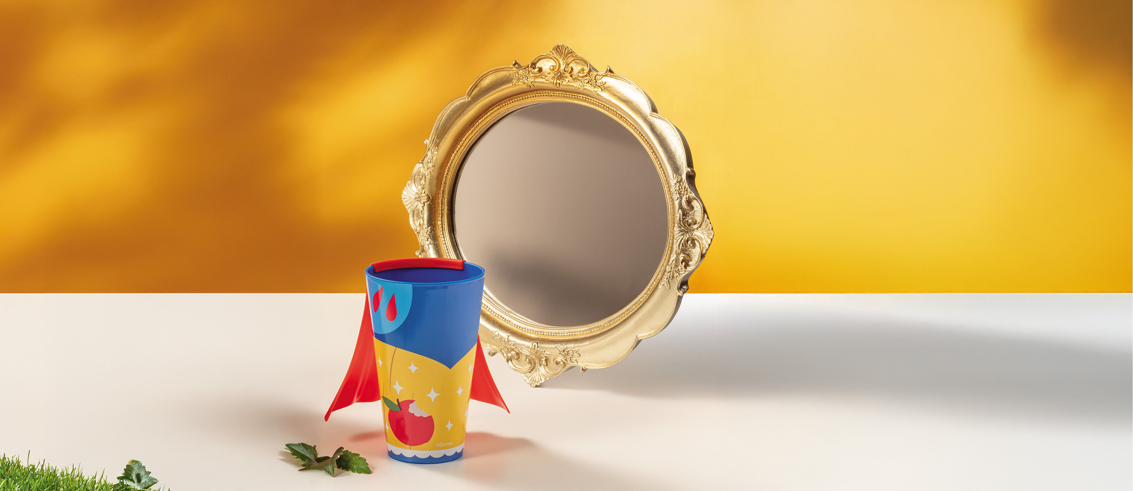 Copo com Capa 3D Branca de Neve