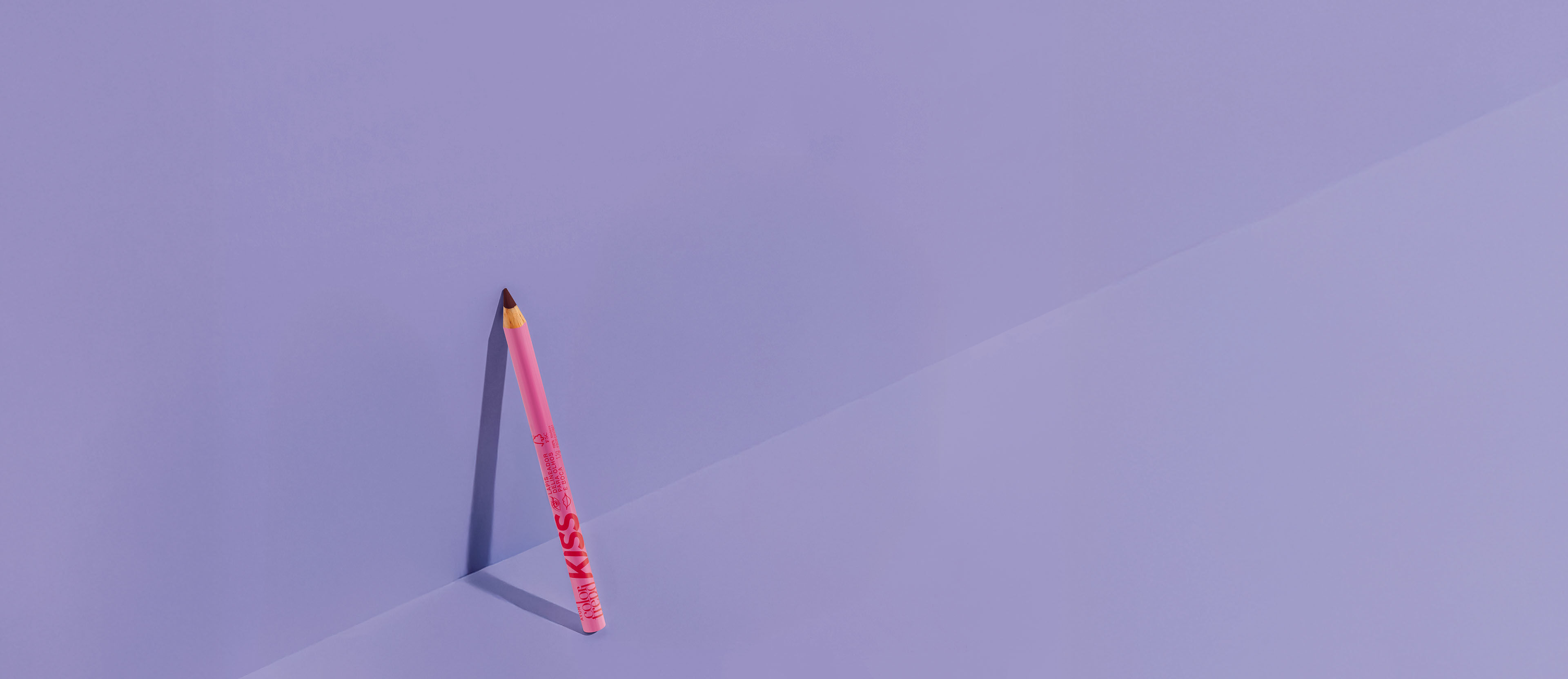 Lápis Delineador Para Olhos e Boca