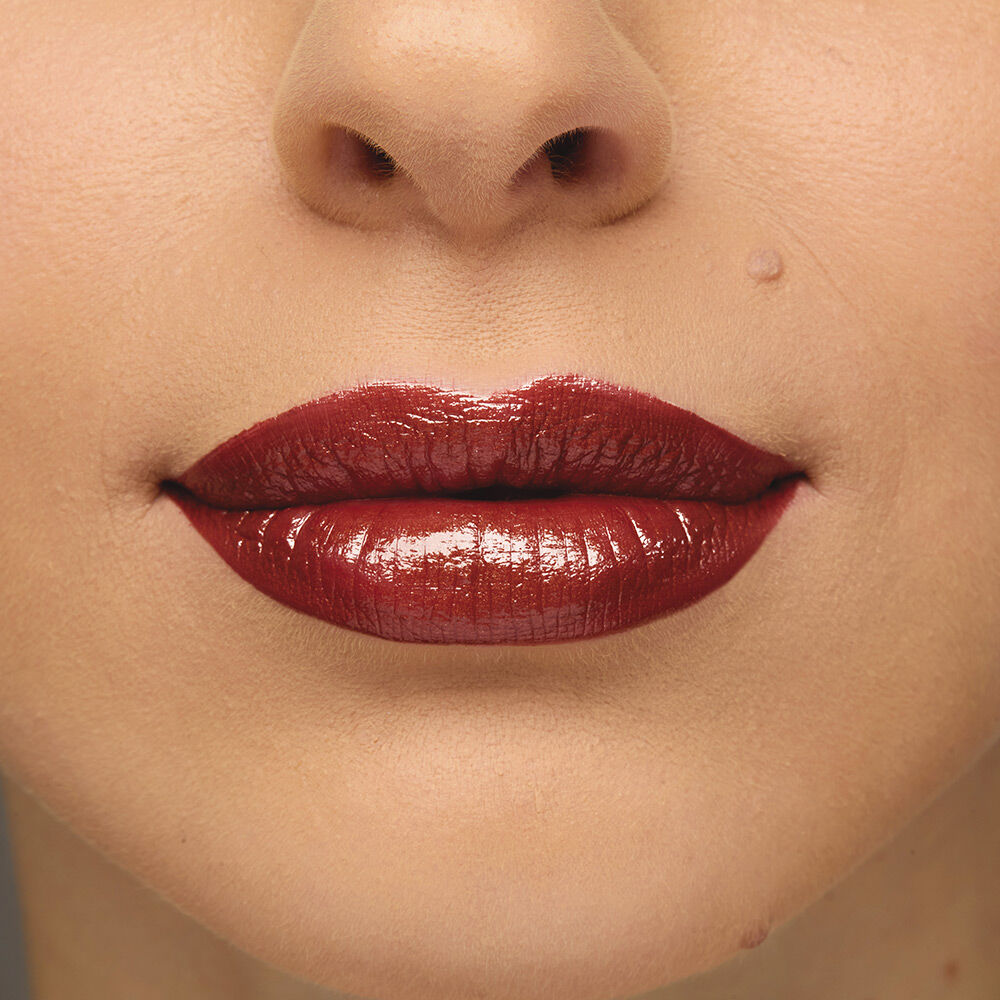 Ultra Color Lápiz Labial Brillante Fps 15 | Avon Ultra Color