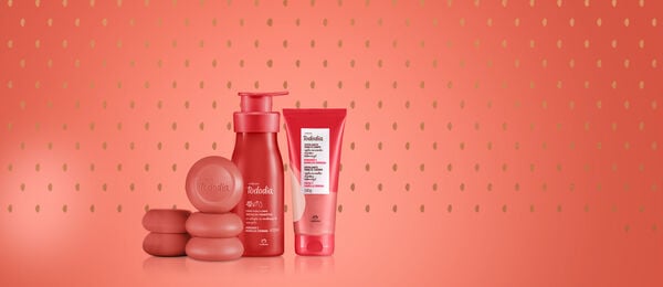 Kit Jabón, Hidratante y Exfoliante Tododia Fresa y Vainilla Dorada