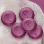 Jabón en Barra Puro Vegetal Tododia Cereza Negra y Praliné