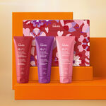 Kit Crema para el Cuerpo Natura Ekos Frambuesa y Pimienta Roja, Ciruela y Flor de Vainilla y Cereza y Avellana