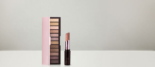 Kit Labial Matte Y Palette De Sombras Una