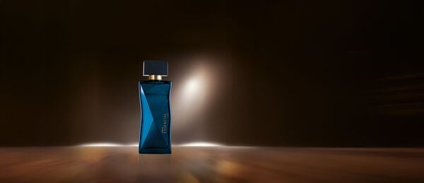 Eau de Parfum Femenino Essencial Oud 100ml