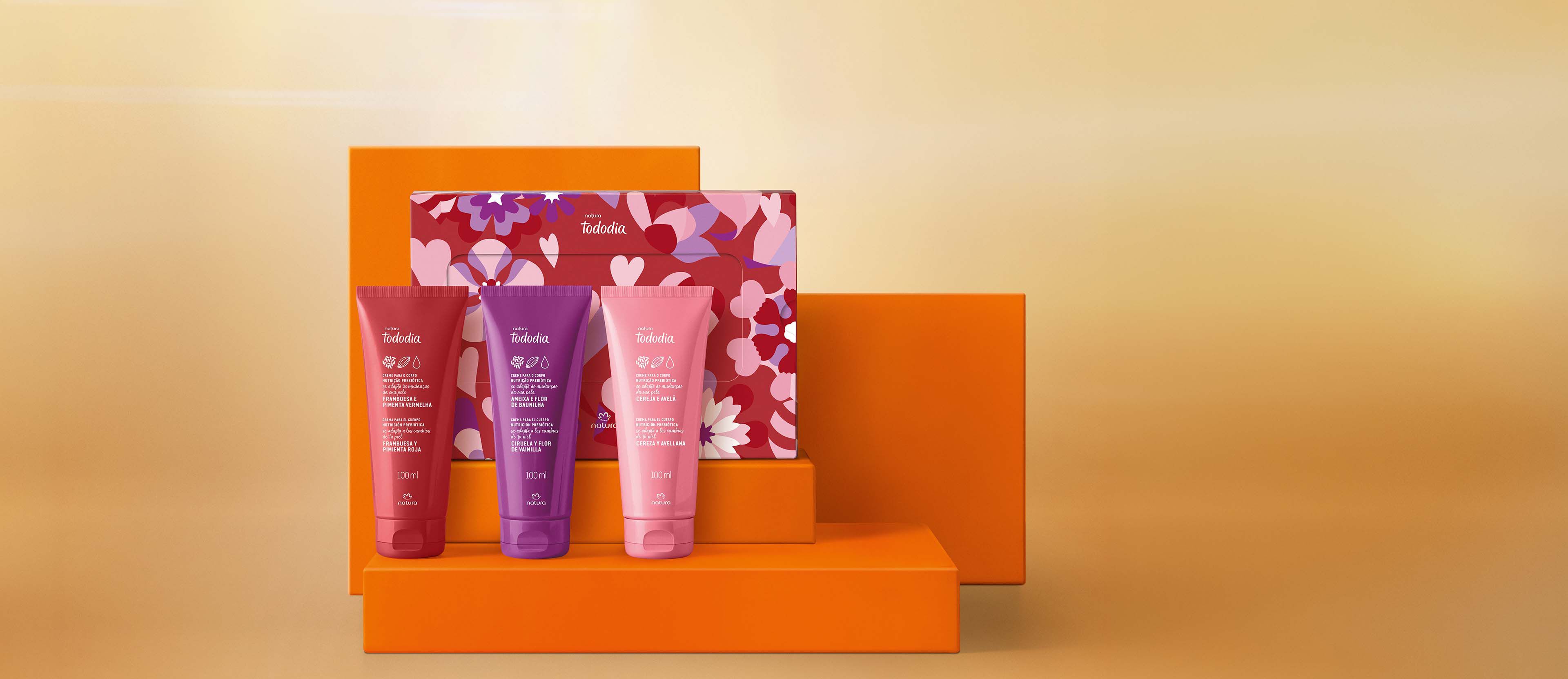 Kit Crema para el Cuerpo Natura Ekos Frambuesa y Pimienta Roja, Ciruela y Flor de Vainilla y Cereza y Avellana