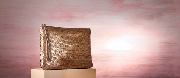 Nécessaire Paetê Dourado Edição Especial