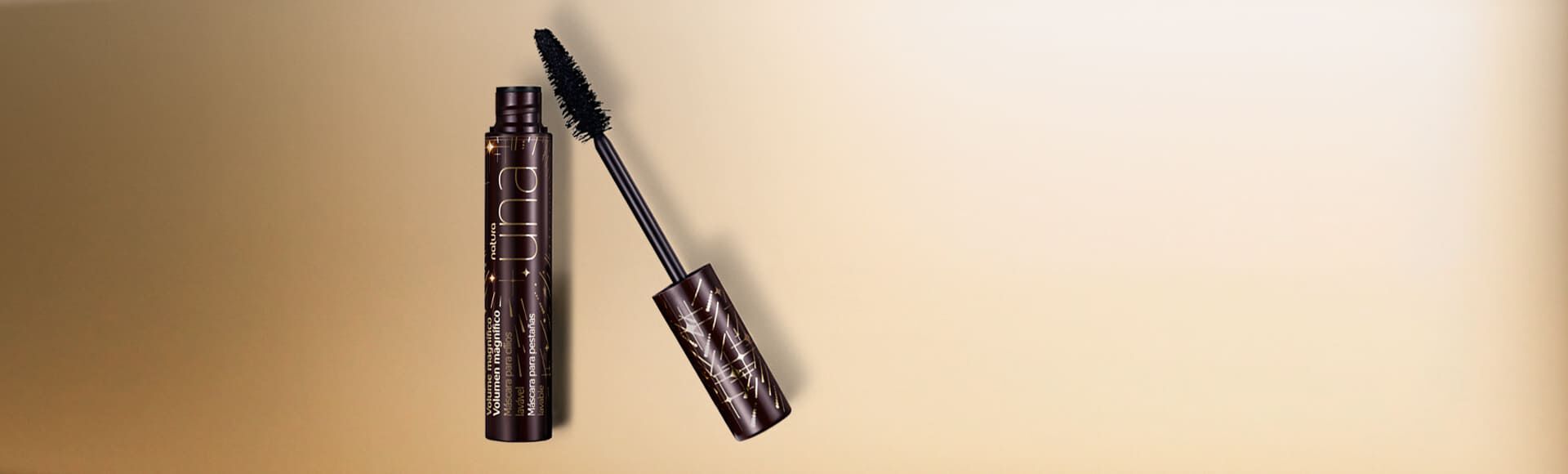 Una Máscara de Cílios Volume Magnífico