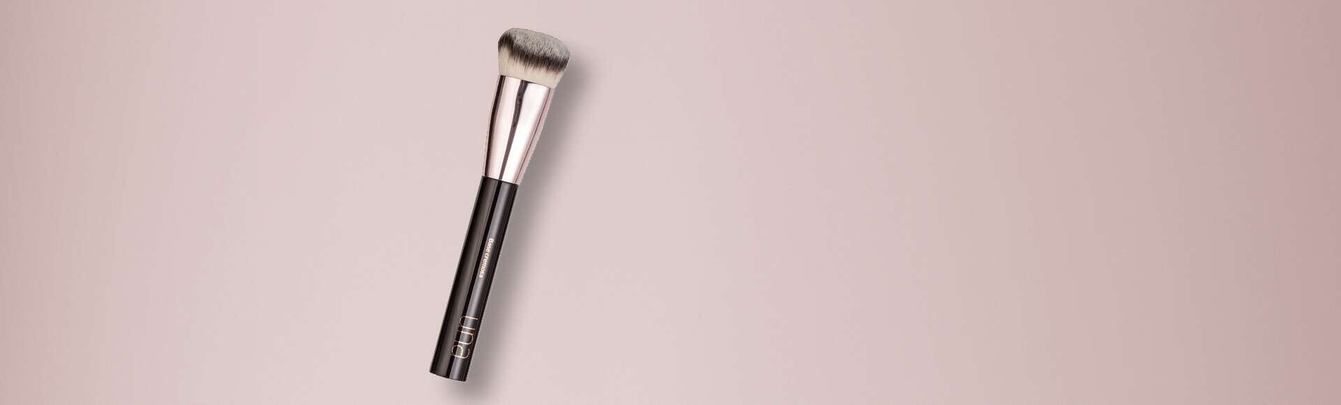 Pincel PRO Base Cremosa Una