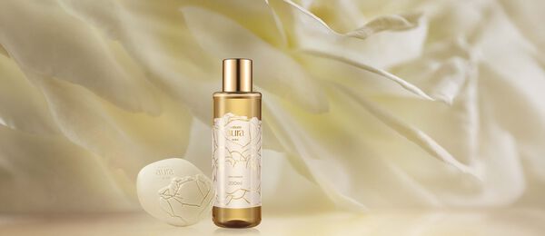 Kit Óleo Corporal Perfumado e Sabonete em Barra Natura Aura Alba (2 produtos)