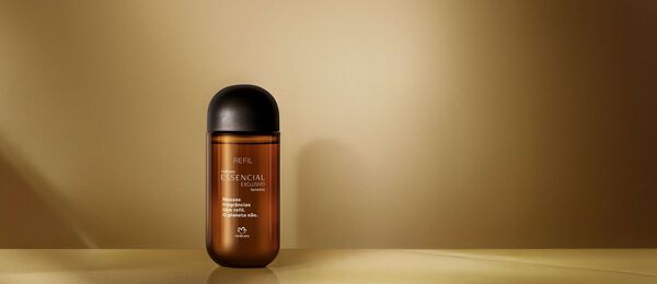 Repuesto Eau de Parfum Femenino Essencial Oud 100ml