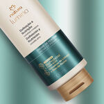 Crema para peinar activadora para definición y nutrición de cabello crespo