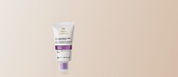 Protector aclarador FPS 50 claro medio Chronos Derma