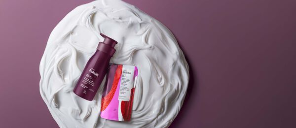 Kit Crema para Cuerpo Tododia Cereza Negra y Praliné con Repuesto (2 unidades)
