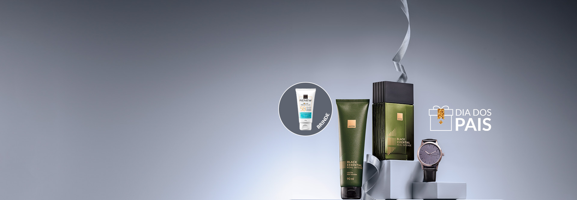 Em fundo cinza, produtos Black Essential Real Intense, com relógio, sobre caixas com fitas cinzas. À direita, selo “Dia dos Pais”, com ilustração de caixa de presente. À esquerda, destaque para brinde Renew.