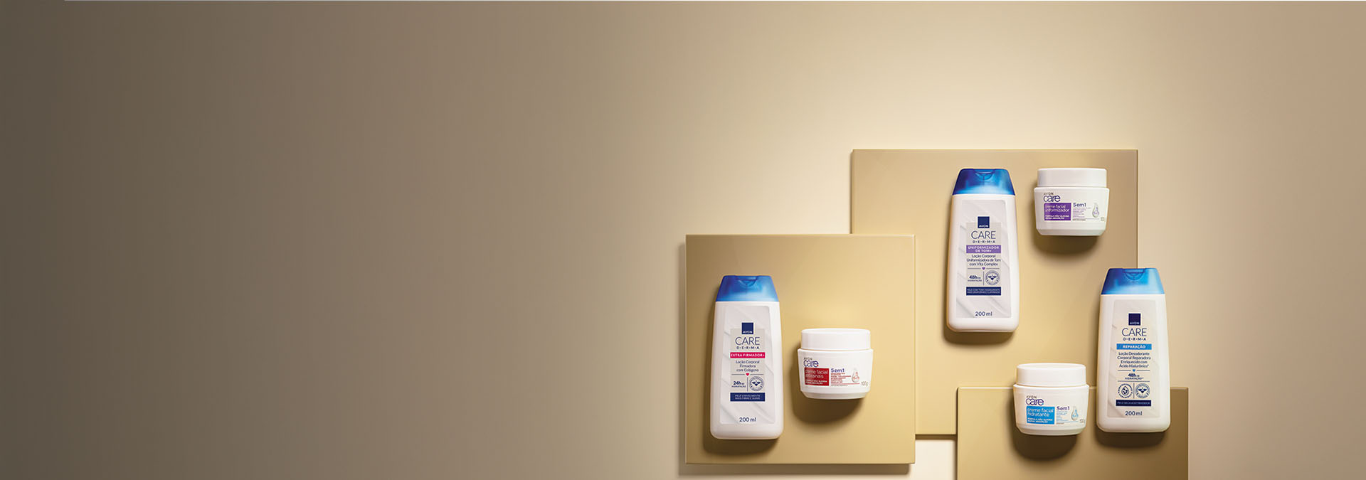 Banner com fundo bege com produtos Avon Care dispostos em placas douradas: loções e cremes hidratantes. Texto: "Praticidade e cuidado para sua rotina de beleza e bem-estar.