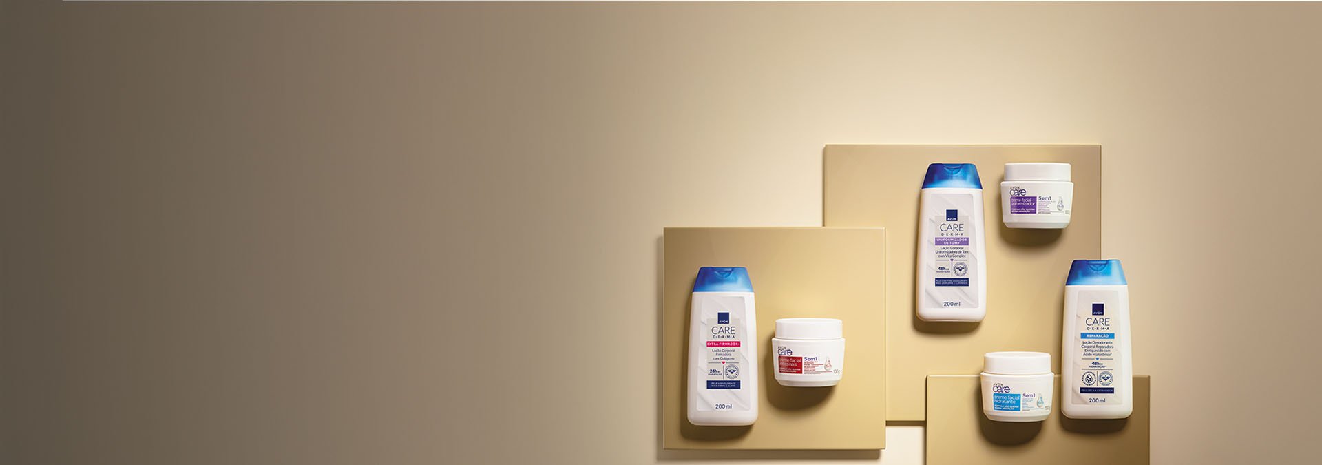 Banner com fundo bege com produtos Avon Care dispostos em placas douradas: loções e cremes hidratantes. Texto: "Praticidade e cuidado para sua rotina de beleza e bem-estar.