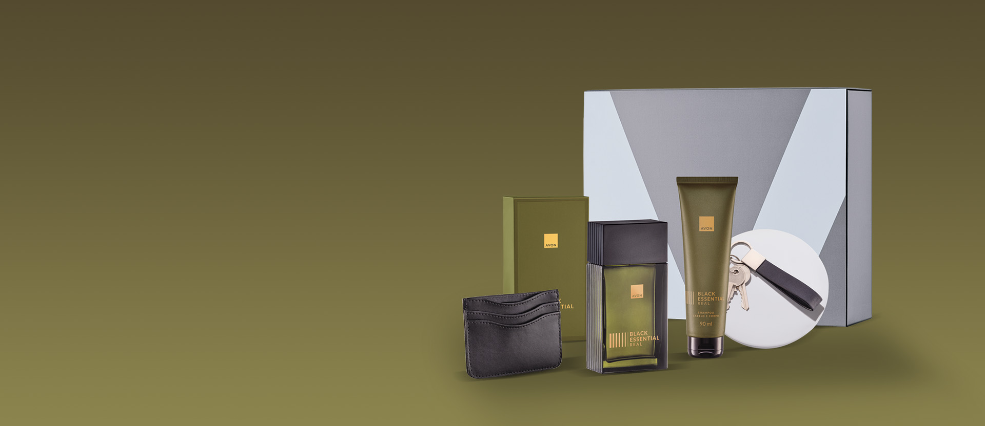 Presente Black Essential Real em fundo verde.