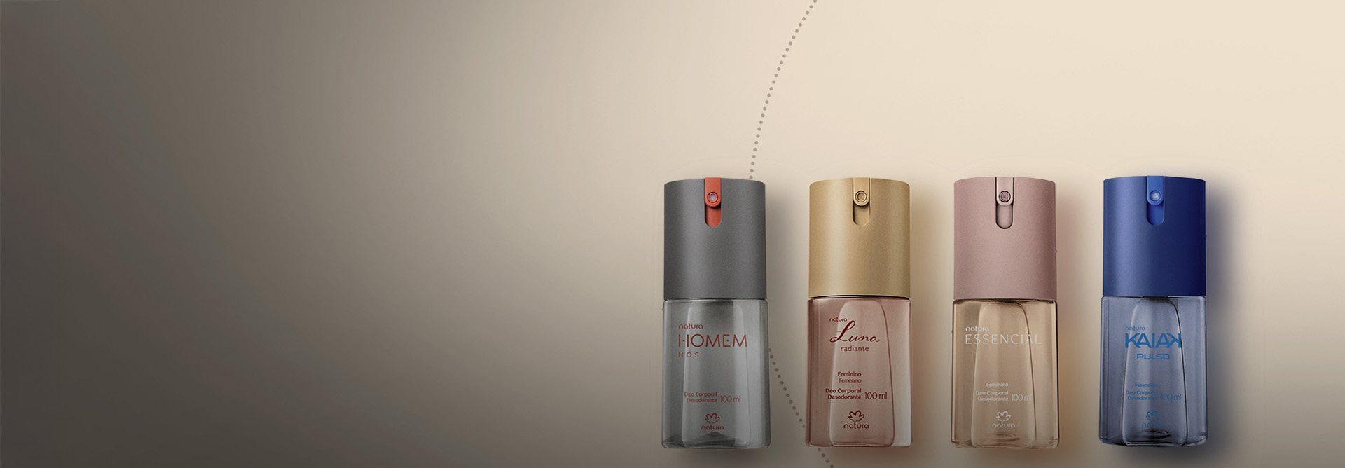 em um fundo bege, 4 desodorantes deo corporais (Natura Homem Nós, Natura Luna Radiante, Natura Essencial feminino e Natura Kaiak Pulso masculino) 