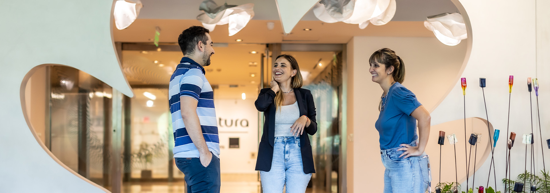 Trabajá con nosotros en Natura, creemos en conexiones profundas y verdaderas.