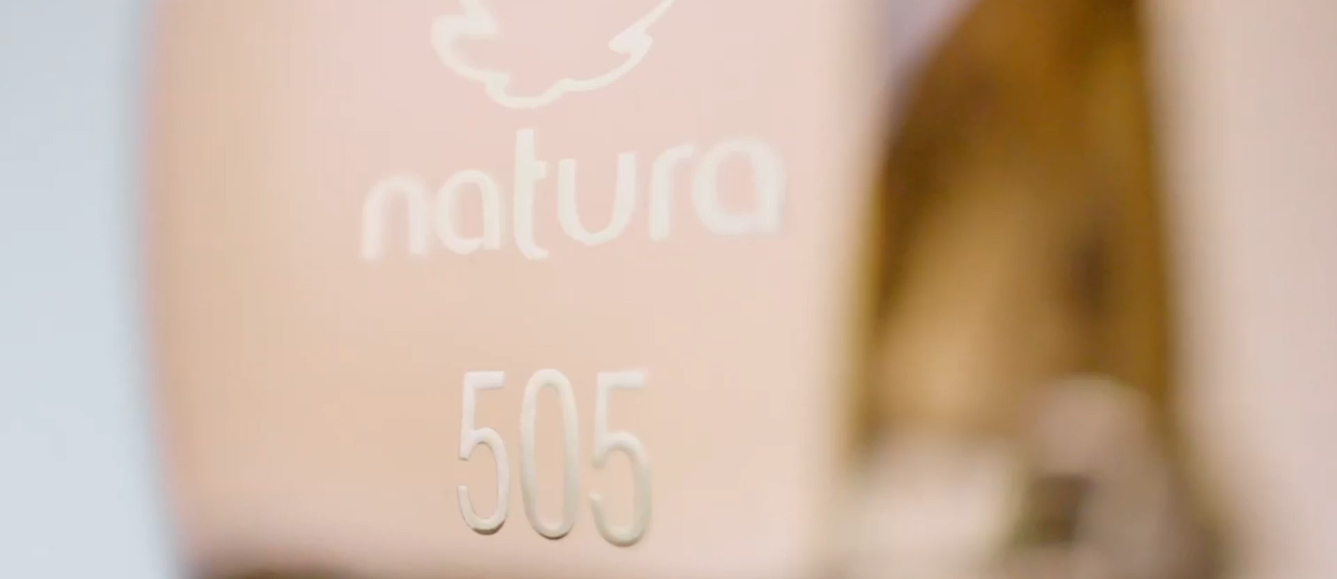 Alta Perfumería Natura con 25% OFF ingredientes naturales con ingredientes clásicos, que sorprenden los sentidos y despiertan las emociones.