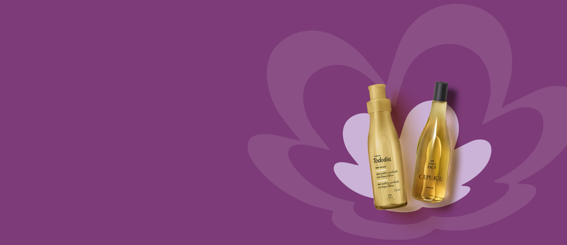Frasco amarelo do Body Splash Tododia Macadâmia e frasco amarelo com tampa preta do Ekos Frescor Cupuaçu. Produtos sobre fundo roxo com a flor símbolo da Natura em tom mais claro.