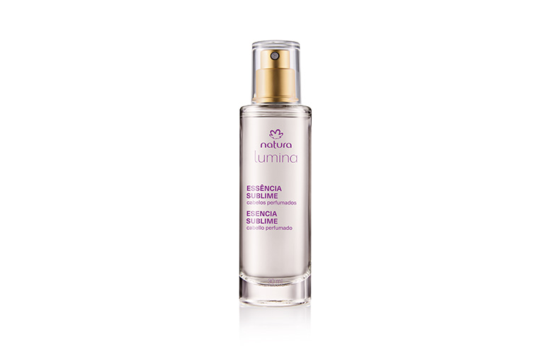  Perfume para cabelo Essência Sublime Lumina sobre um fundo branco