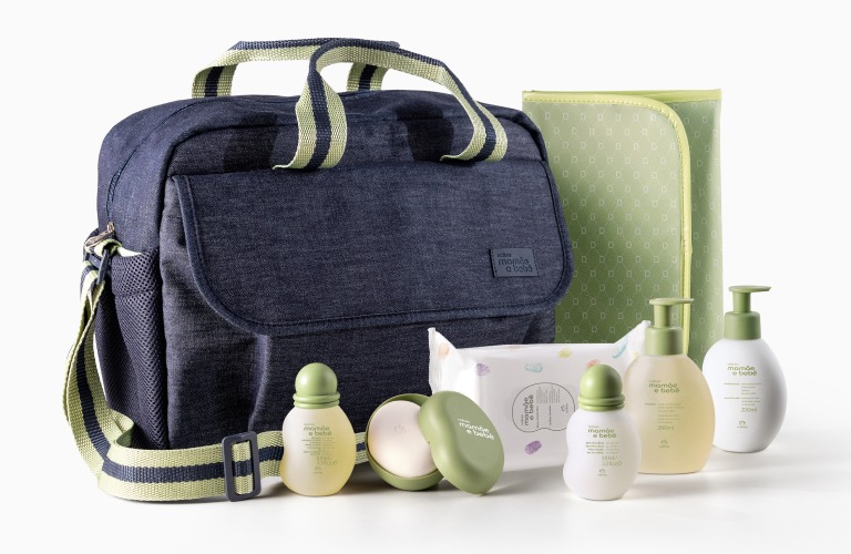  Conjunto Natura Mamãe e Bebê com bolsa, sabonete, shampoo, condicionador e colônia como ideia de presente
