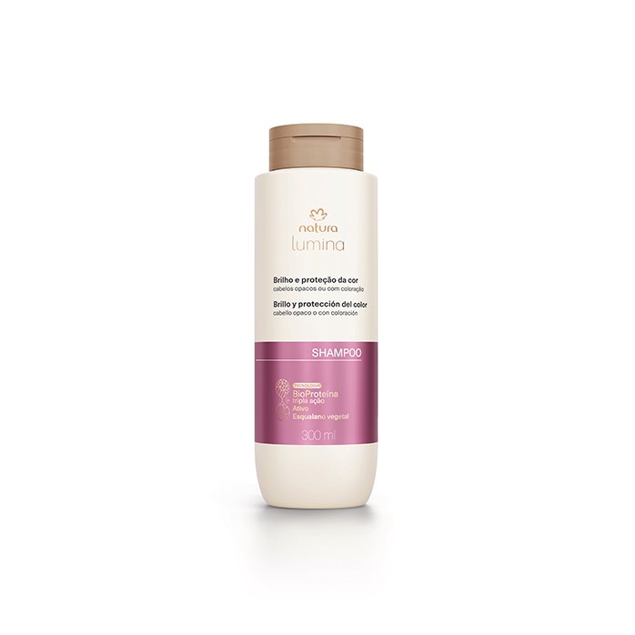 imagem do shampoo de brilho e proteção da cor no fundo branco