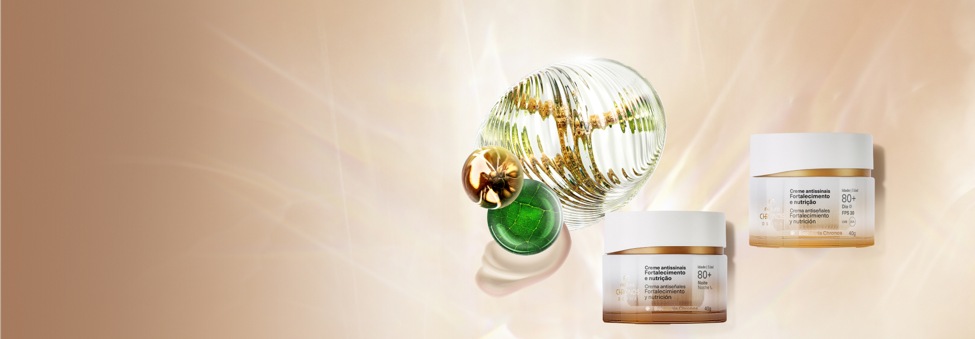 Cremes Antissinais Fortalecimento e Nutrição Dia e Noite 80+ aparecem em destaque no canto direito da tela sobre fundo iluminado em tons de pêssego. Ao lado, esferas com ilustrações dos bioativos.