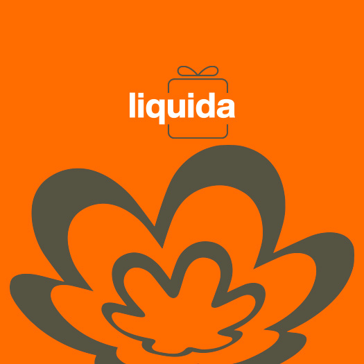Em fundo laranja, temos a rosácea Natura em cinza e o selo Liquida com ilustração de caixa de presente.