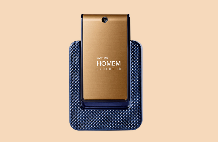 Natura Homem Evolut.io sobre um fundo branco