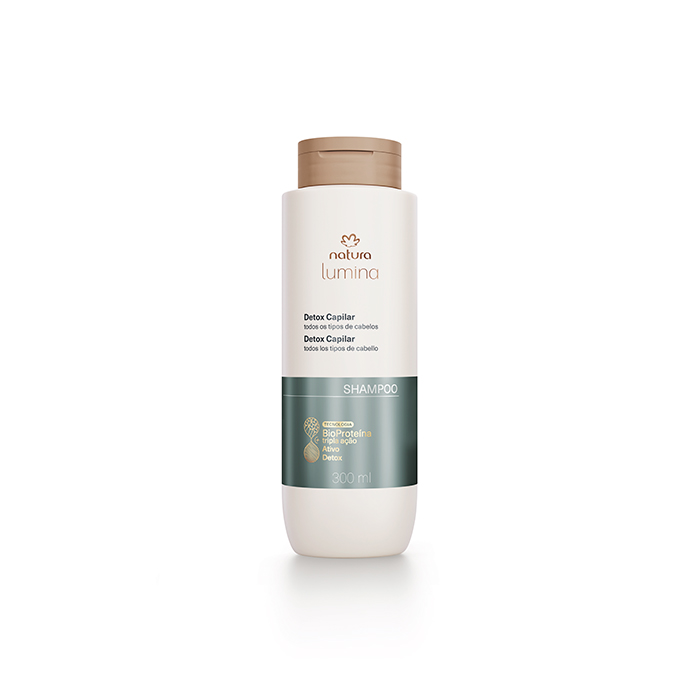 imagem do shampoo de detox capilar no fundo branco