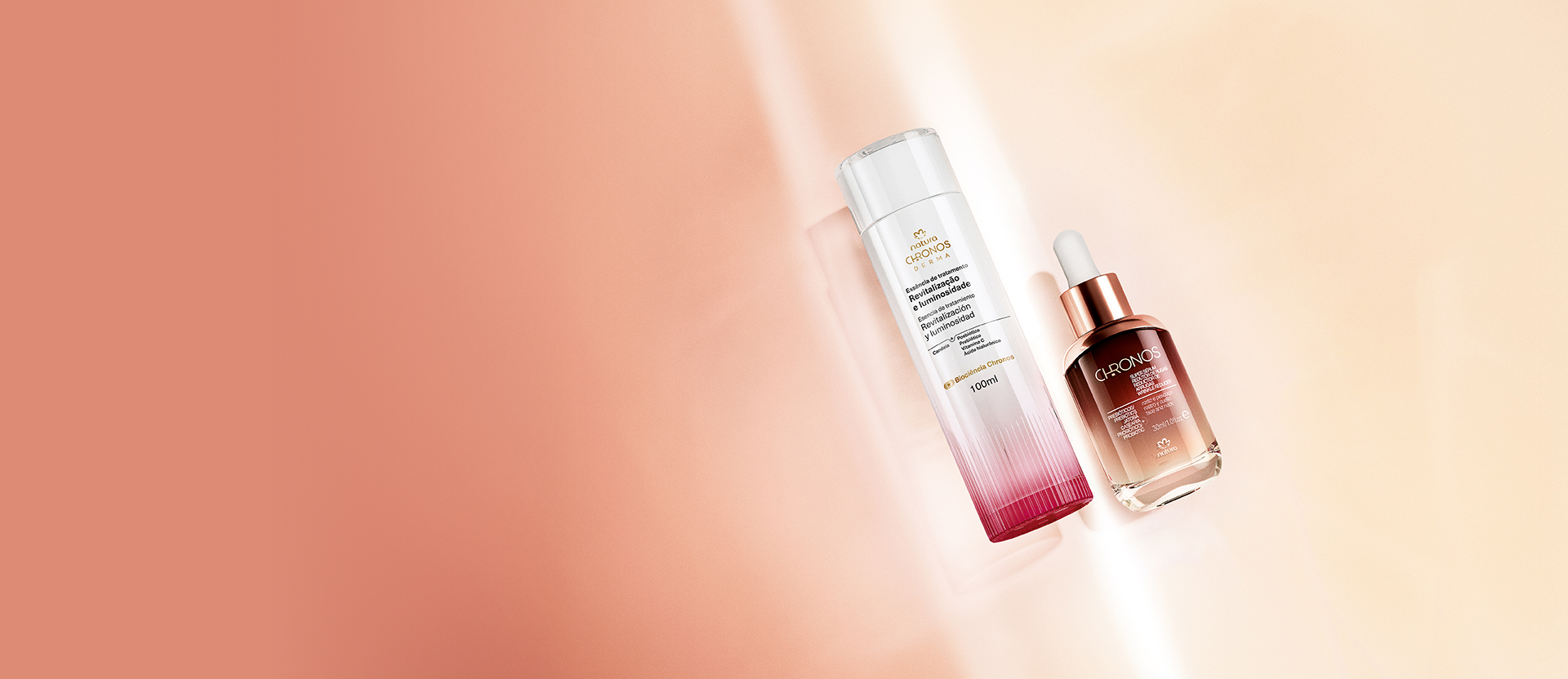 Produtos Natura Chronos com feixes de luz, em fundo em tons de rosa.