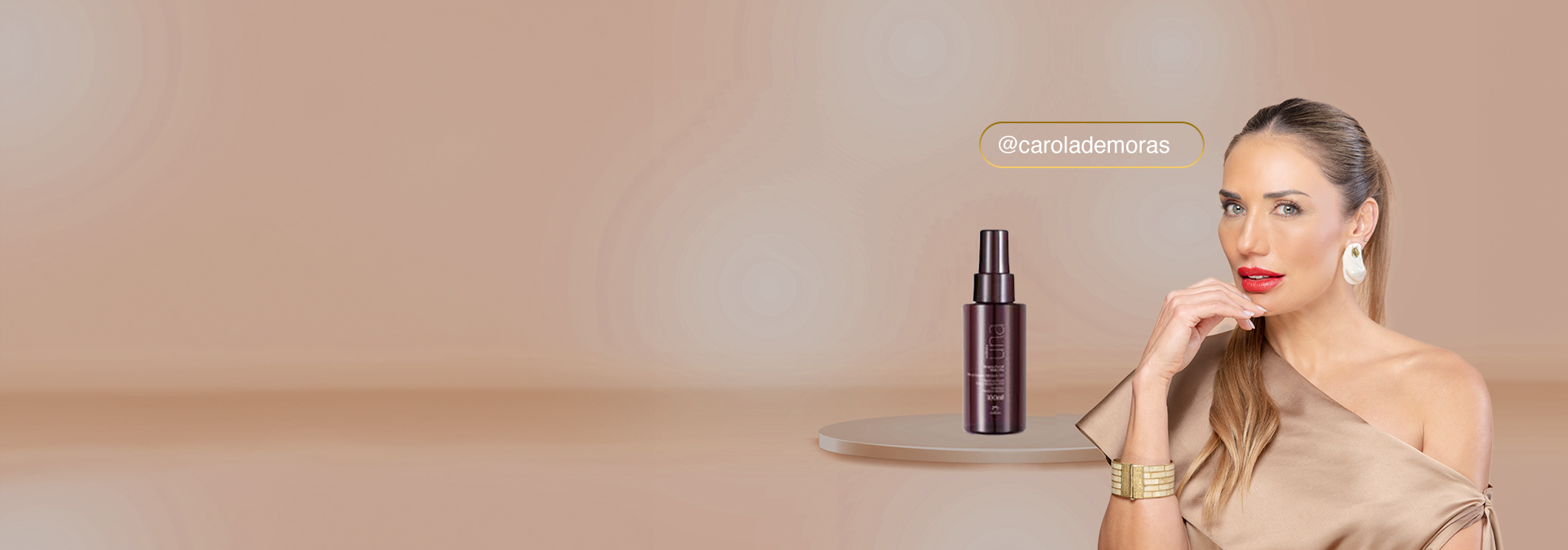 "Mi producto favorito de Natura, mi debilidad, es la Bruma facial hidratante fijadora. Es como una adicción pura". 