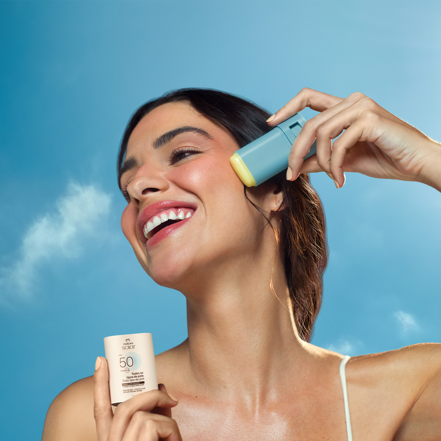 Fácil de esparcir. Textura ligera con rápida absorción